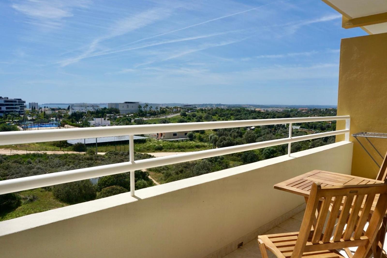 Cozy Alvor Retreat - Sunset Balcony, Wi-Fi & Ac Apartment Екстериор снимка